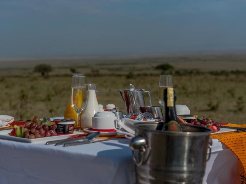 4  Days | Masai Mara- Nakuru-Naivasha Group Joining Midrange Safari